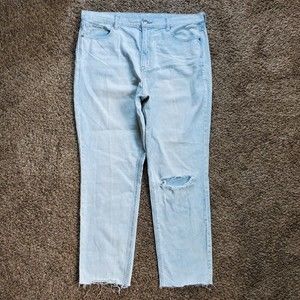 American Eagle High Rise Mom Jeans Women Size 18 Long Distressed Sun Bleach Blue